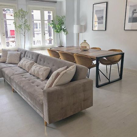 Art & Design - Espacioso Piso En Gijon Centro Eksteriør billede